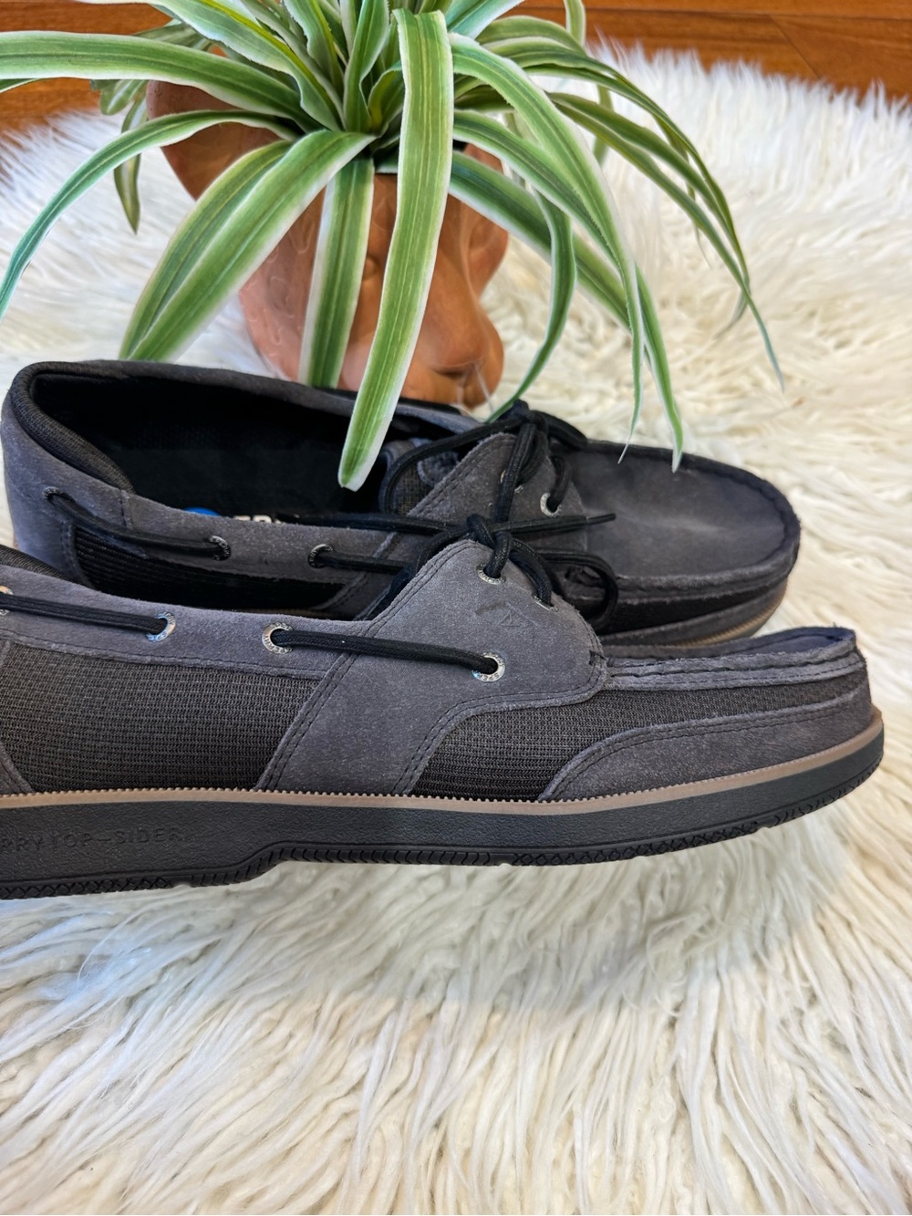 Sperry Men’s Charcoal Gray Lace-Up Boat Shoes